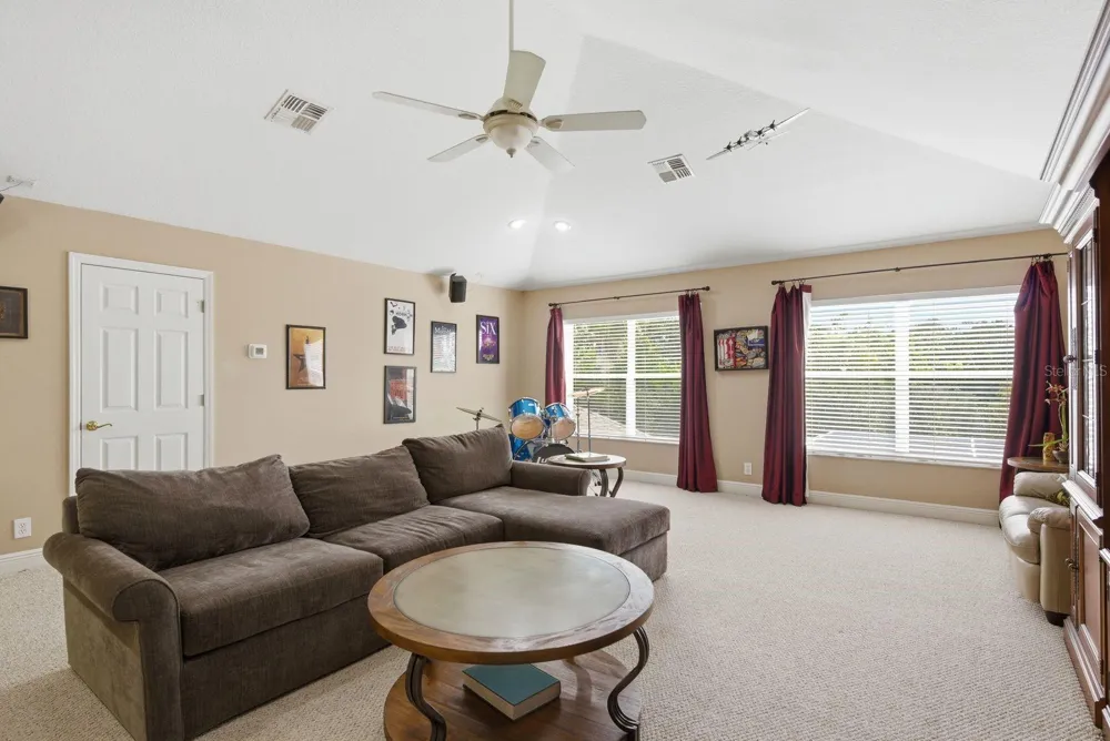 5442 MILLBROOK WAY Palm Harbor, FL 34685