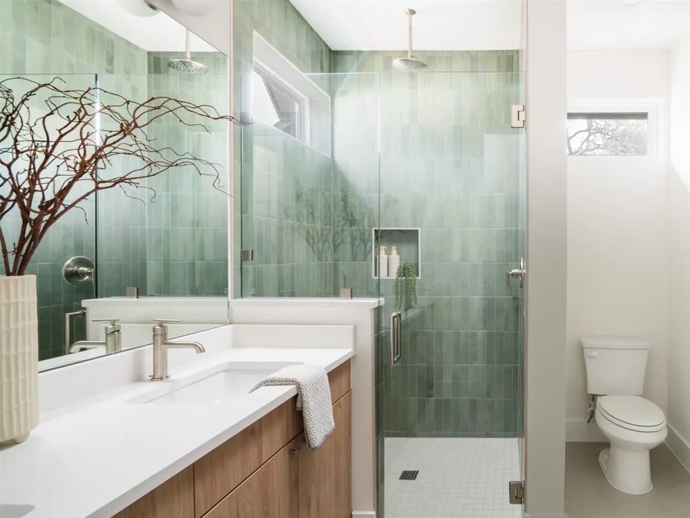 6409 Bradsher #B Austin, TX 78745