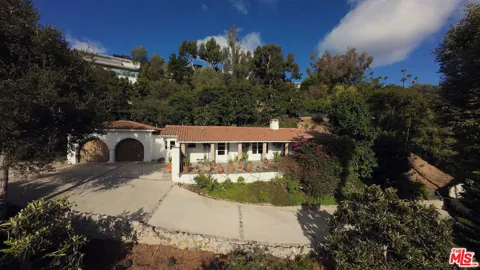 2627 Outpost Drive