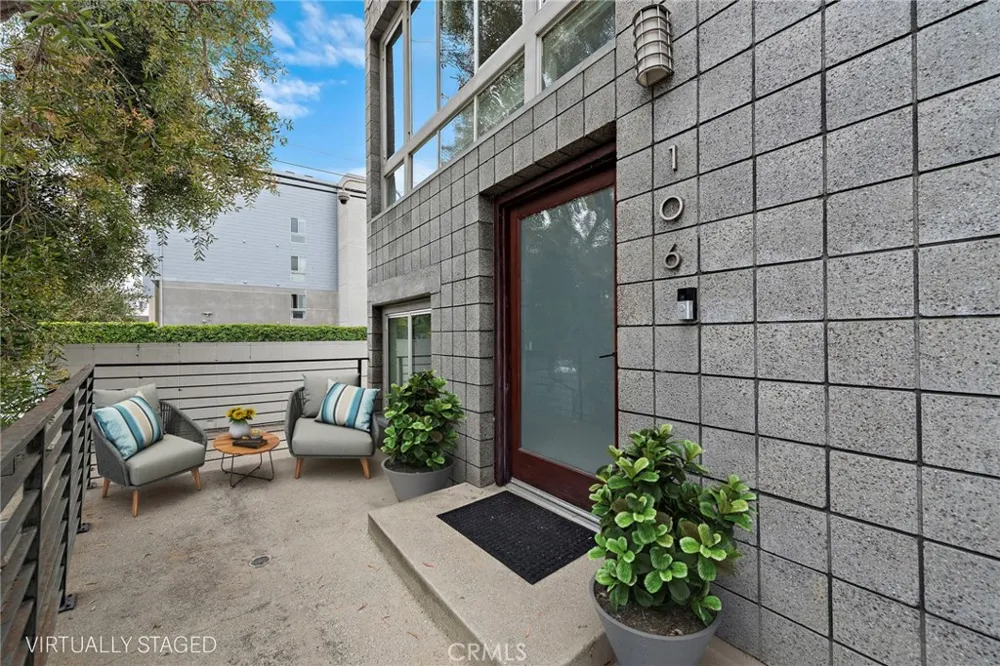4151 Redwood Avenue #106 Los Angeles, CA 90066