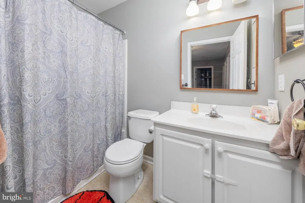701 TANGLEWOOD DRIVE Sicklerville, NJ 08081