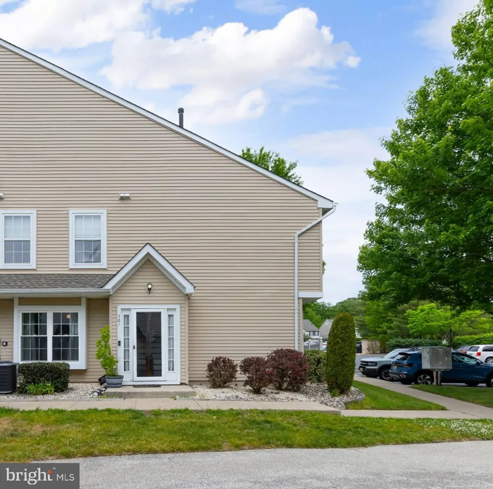 701 TANGLEWOOD DRIVE Sicklerville, NJ 08081