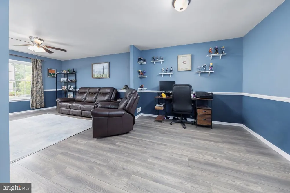 701 TANGLEWOOD DRIVE Sicklerville, NJ 08081