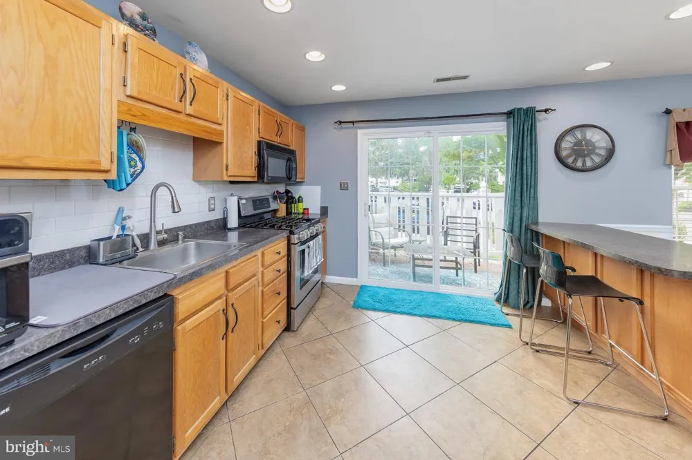 701 TANGLEWOOD DRIVE Sicklerville, NJ 08081