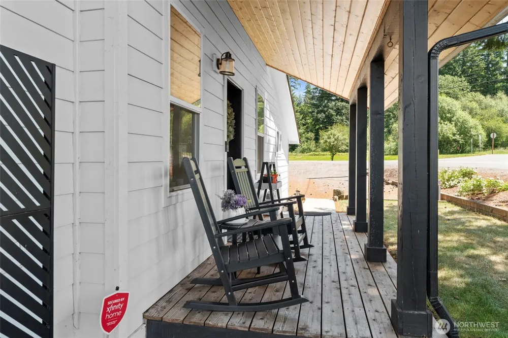 698 6th Avenue W Tenino, WA 98589