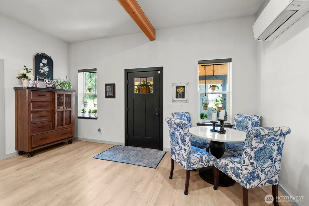 698 6th Avenue W Tenino, WA 98589