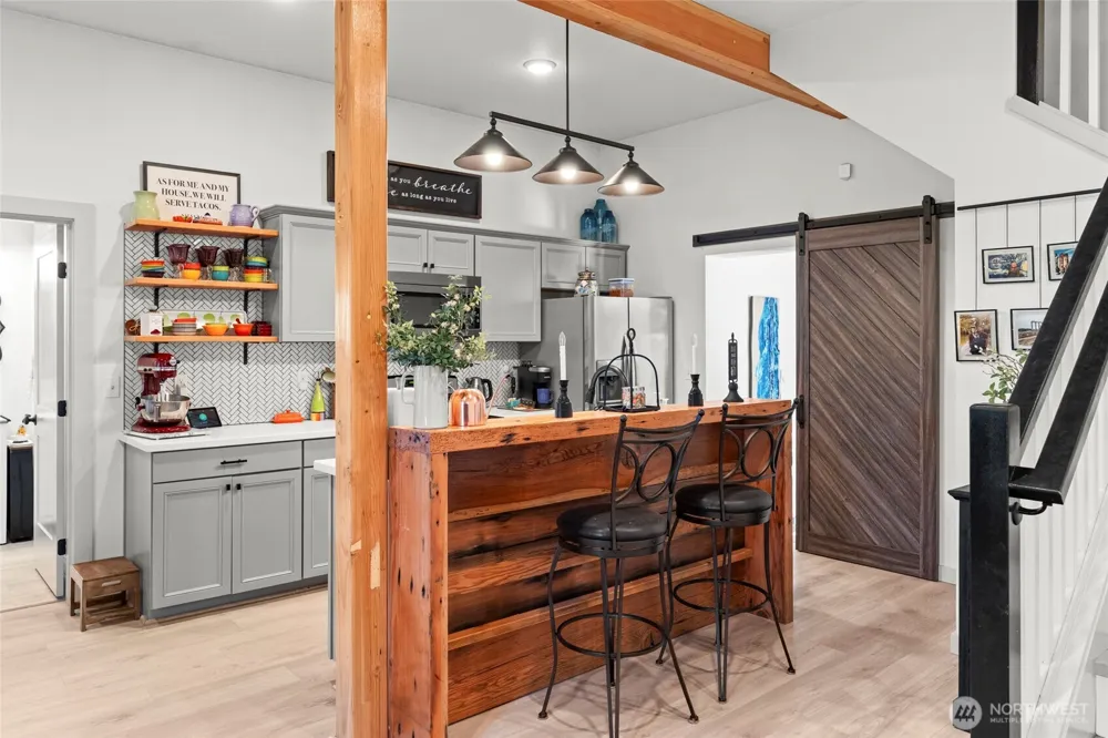 698 6th Avenue W Tenino, WA 98589