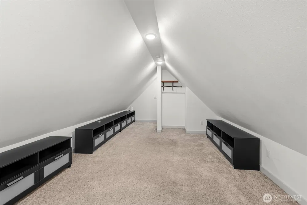 698 6th Avenue W Tenino, WA 98589