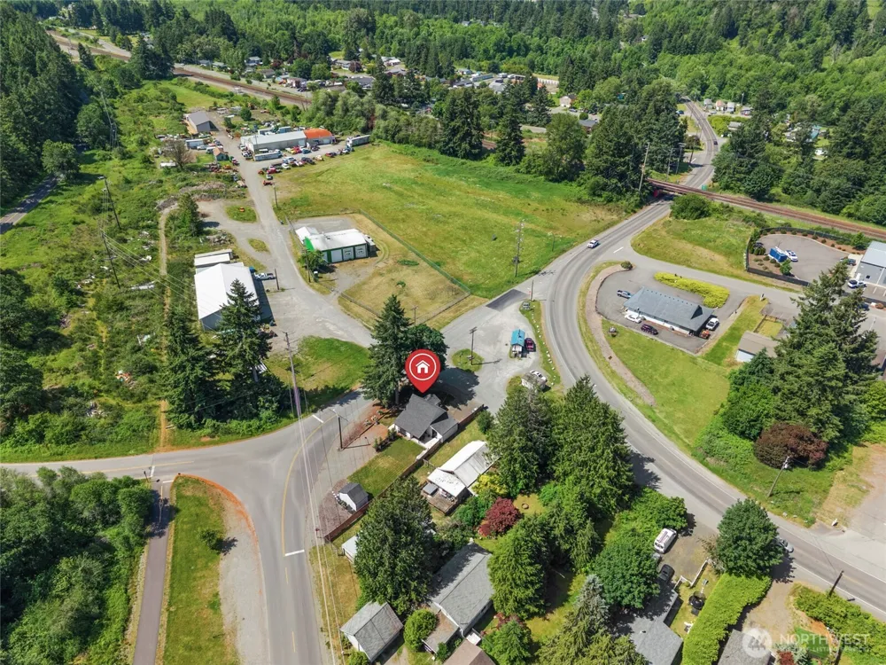 698 6th Avenue W Tenino, WA 98589