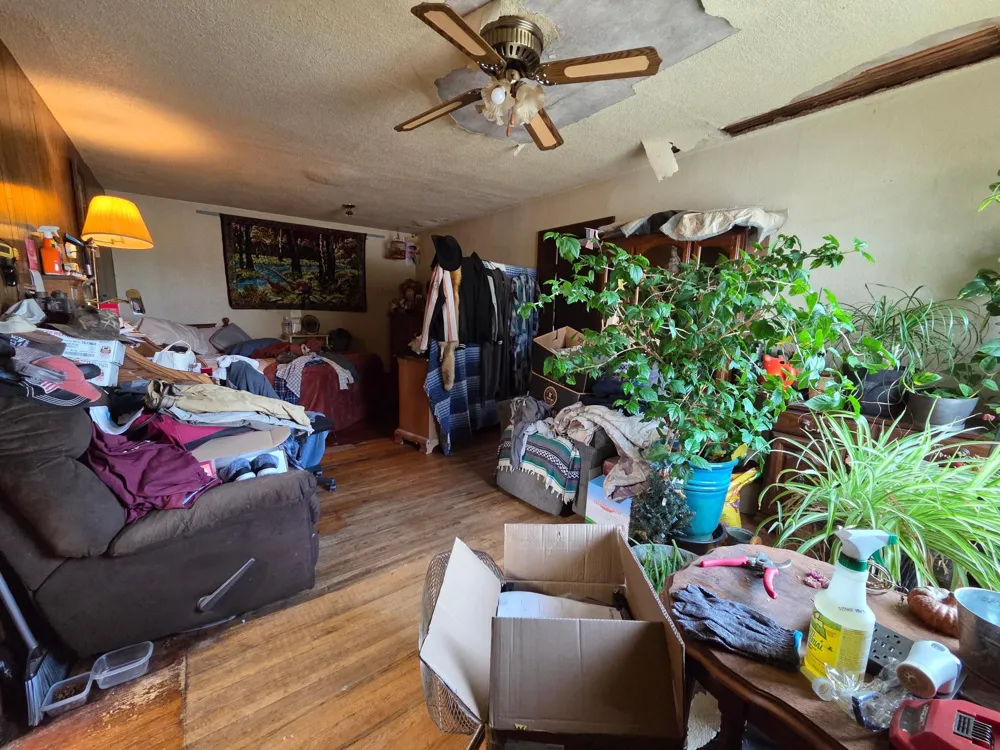 204 EAST ST S Stirum, ND 58069