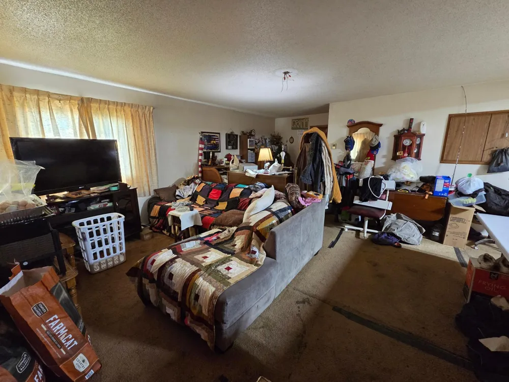 204 EAST ST S Stirum, ND 58069
