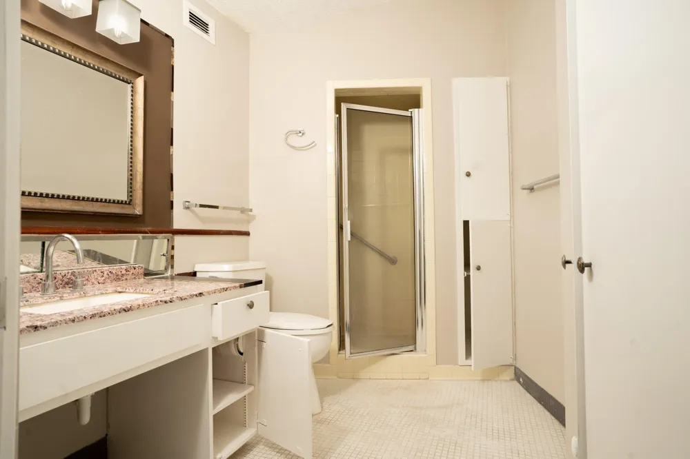 823 S Water Street #5F Corpus Christi, TX 78401