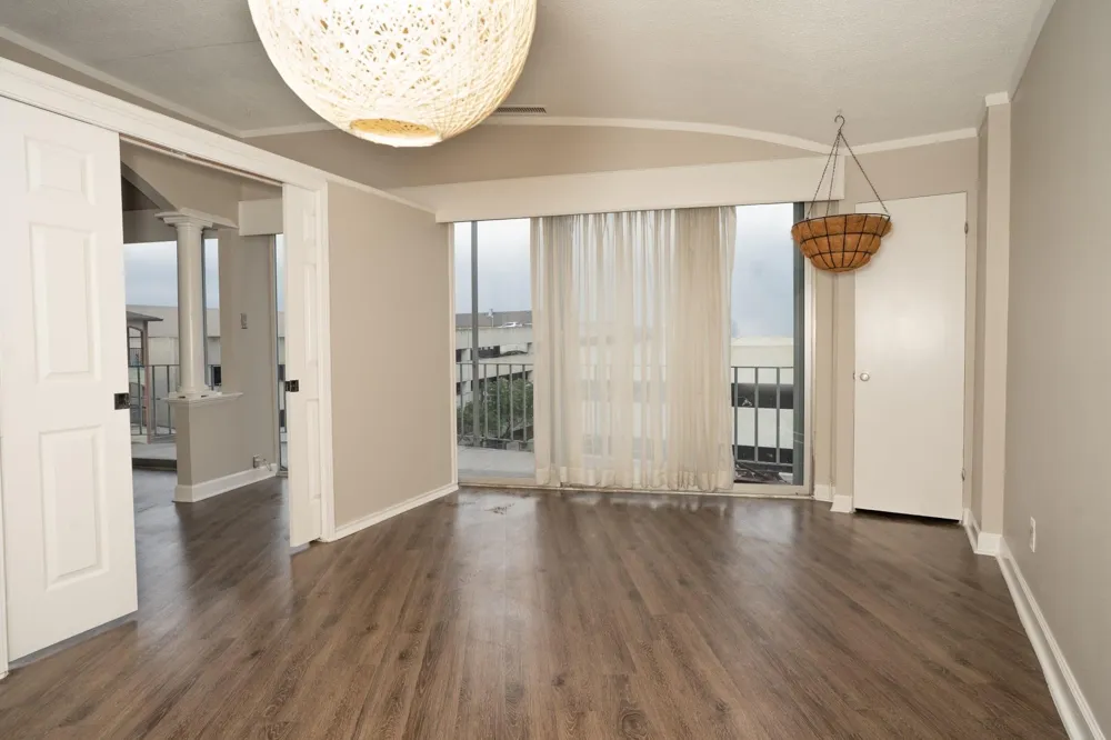 823 S Water Street #5F Corpus Christi, TX 78401
