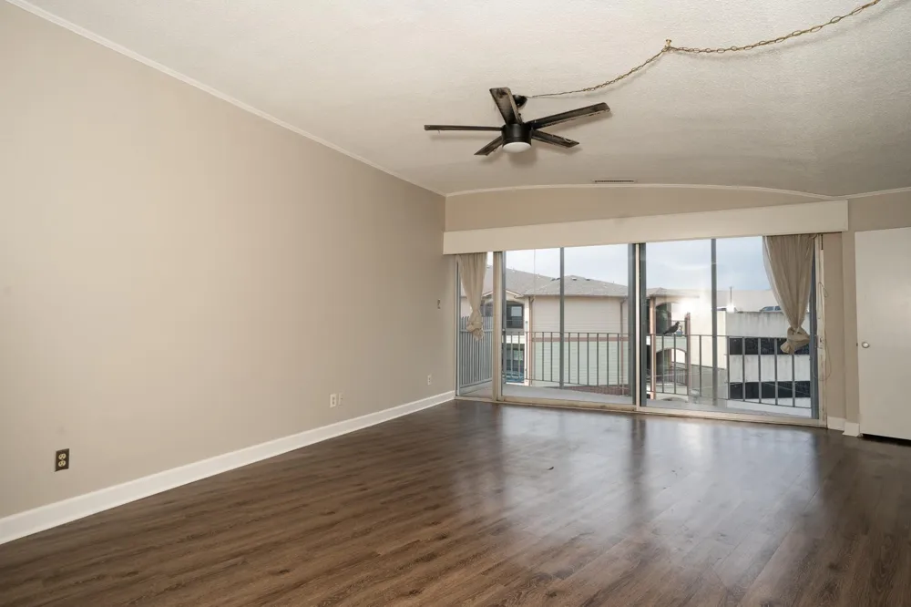 823 S Water Street #5F Corpus Christi, TX 78401