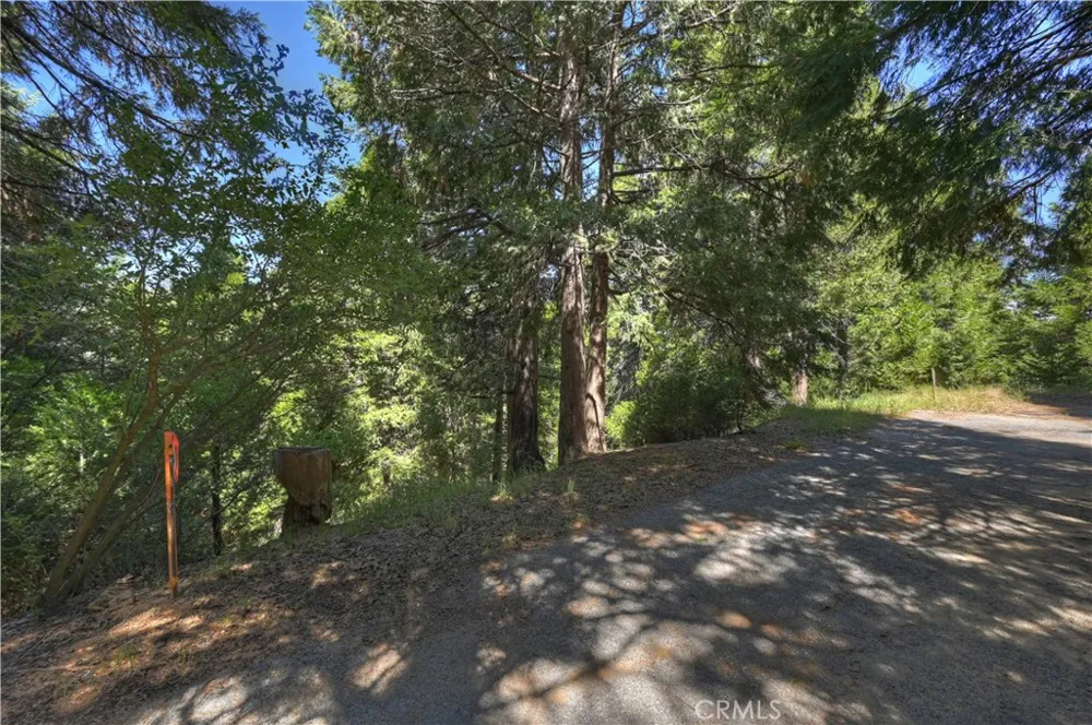 413 Merrimack Lake Arrowhead, CA 92352