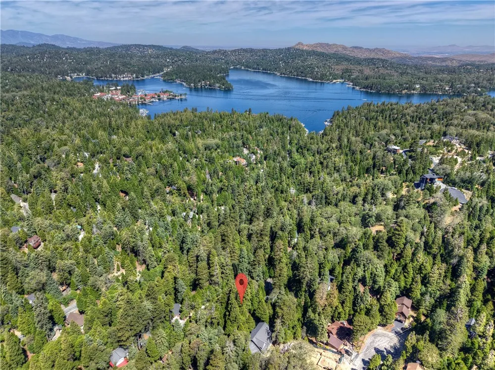 413 Merrimack Lake Arrowhead, CA 92352
