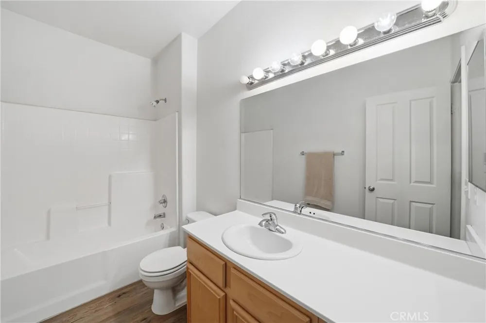 13825 Hawk Court Victorville, CA 92394