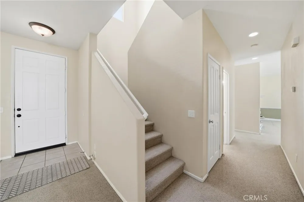 13825 Hawk Court Victorville, CA 92394