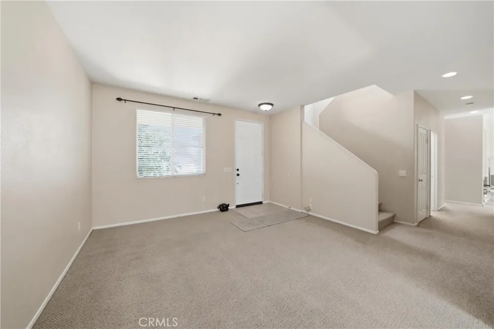 13825 Hawk Court Victorville, CA 92394