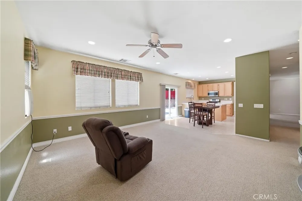 13825 Hawk Court Victorville, CA 92394
