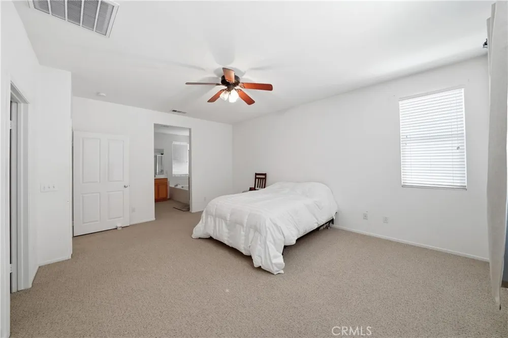 13825 Hawk Court Victorville, CA 92394