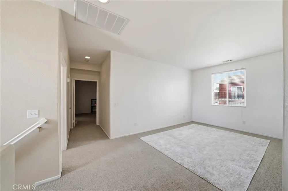 13825 Hawk Court Victorville, CA 92394