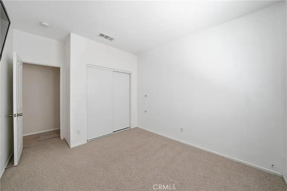 13825 Hawk Court Victorville, CA 92394