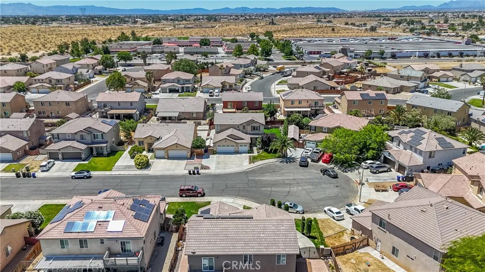 13825 Hawk Court Victorville, CA 92394