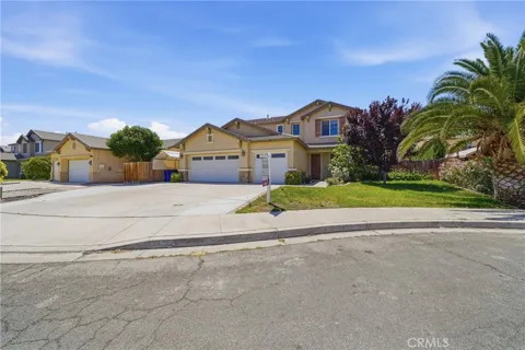 13825 Hawk Court