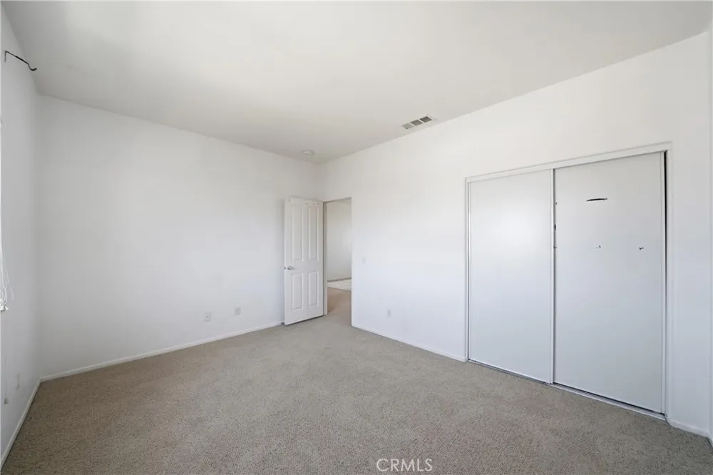 13825 Hawk Court Victorville, CA 92394