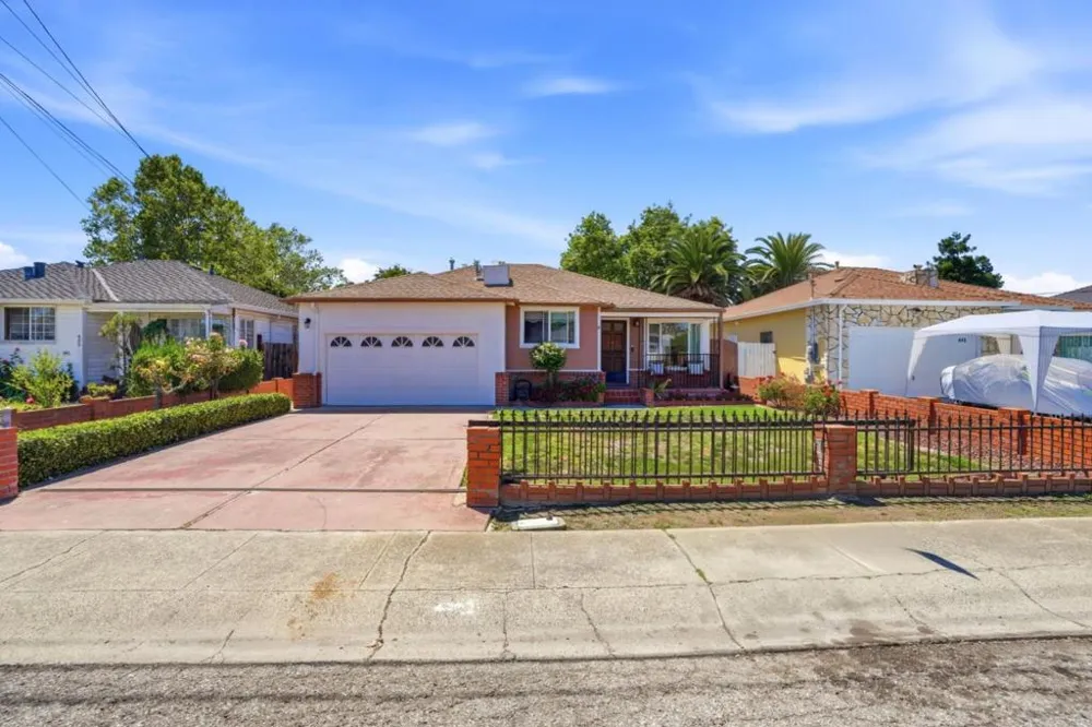 439 Wisteria Drive