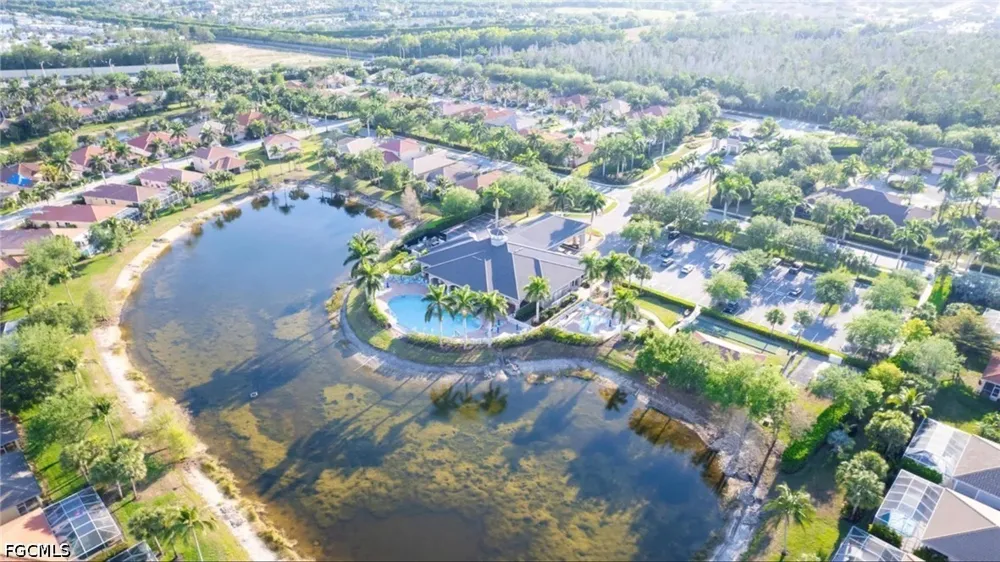 Fall Creek Court Naples, FL 34114