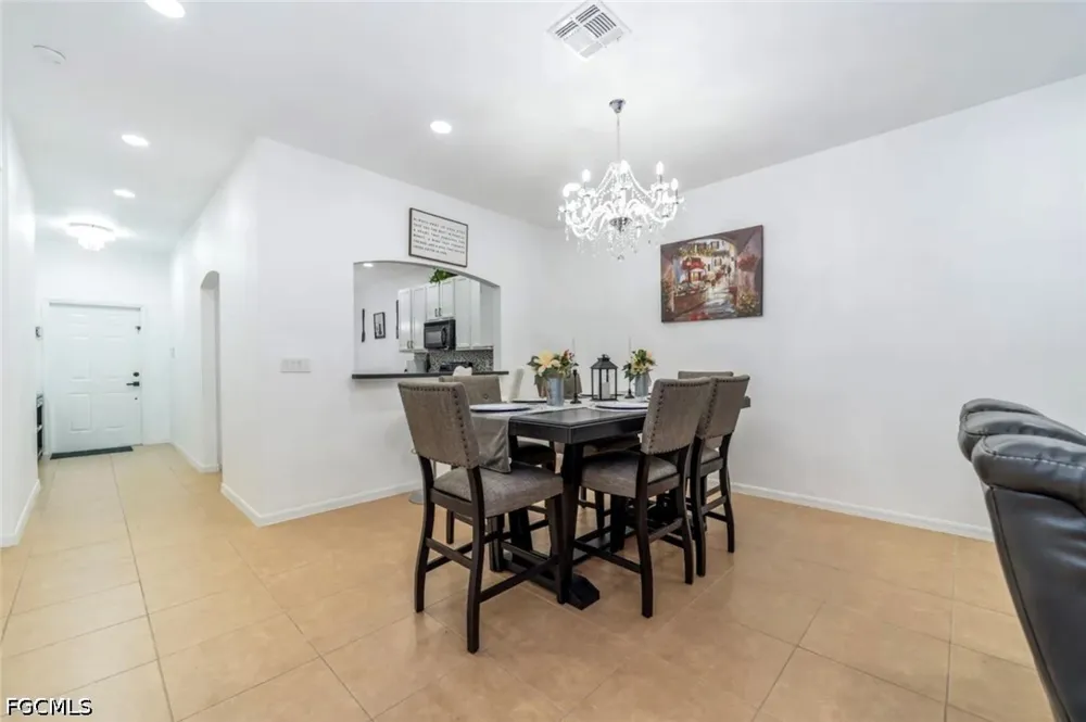 Fall Creek Court Naples, FL 34114