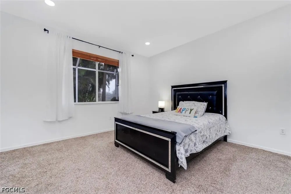 Fall Creek Court Naples, FL 34114