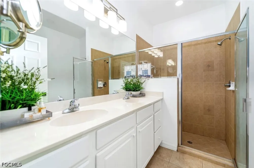 Fall Creek Court Naples, FL 34114