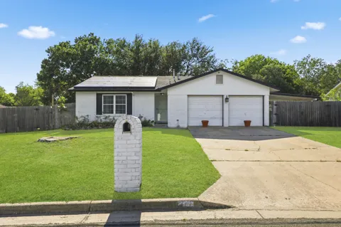 7106 Moat Cove