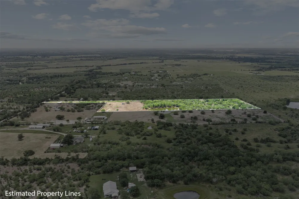 3315 Dry Creek Road Lockhart, TX 78644