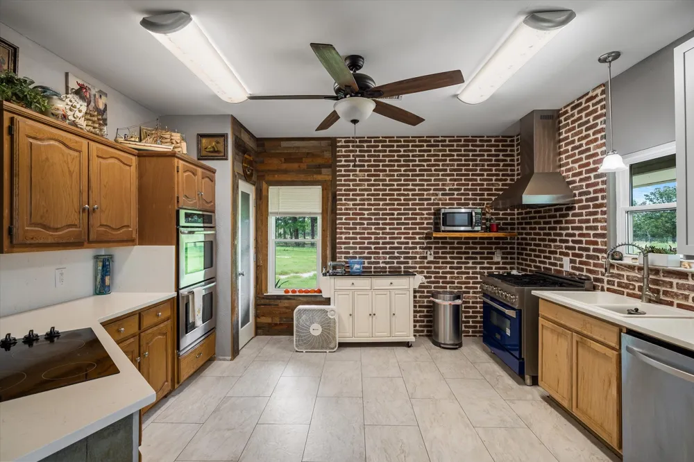 132 Private Road 7105 Edgewood, TX 75117