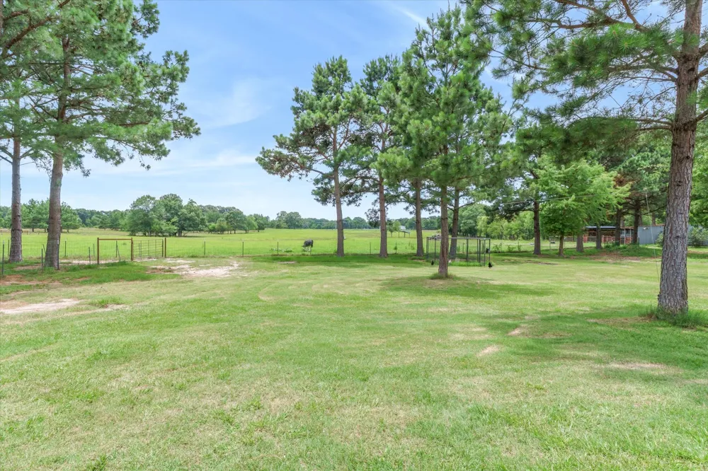 132 Private Road 7105 Edgewood, TX 75117