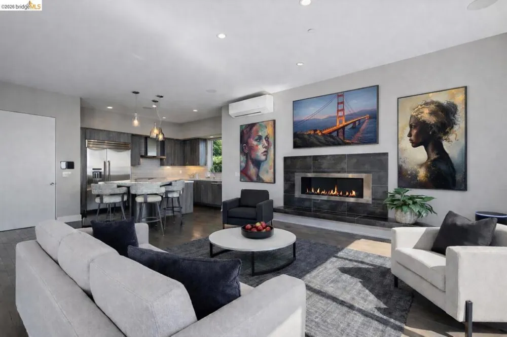 25 Diablo Dr Oakland, CA 94611