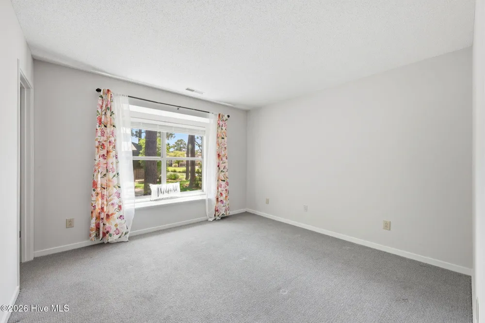 7601 Windward Drive New Bern, NC 28560