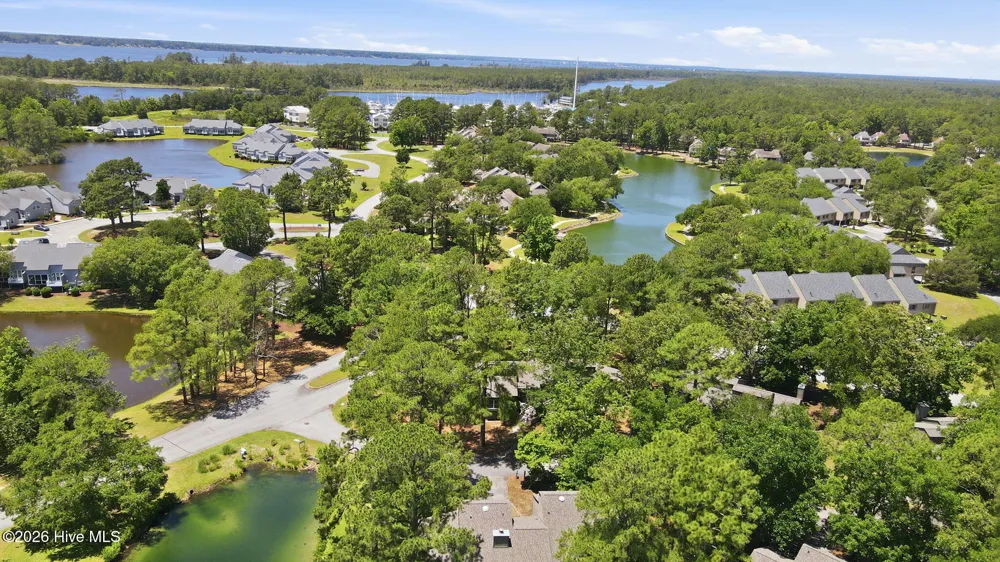 7601 Windward Drive New Bern, NC 28560