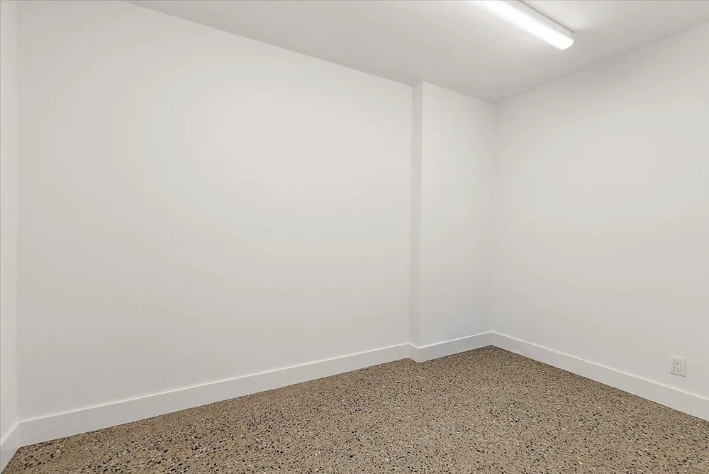 317 Lakeshore Avenue Park Township, MI 49424