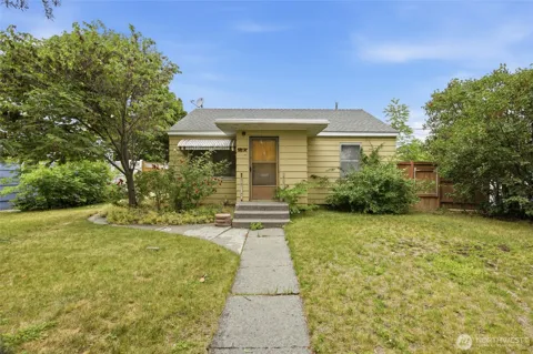 27 E STREET SW