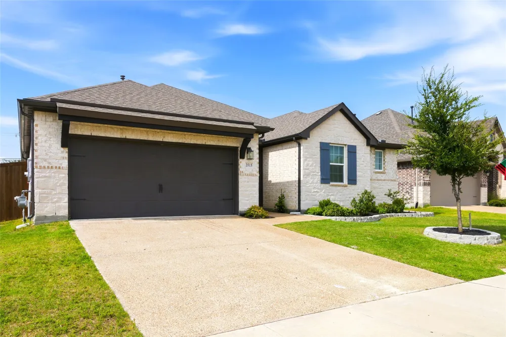 3515 Paintbrush Path