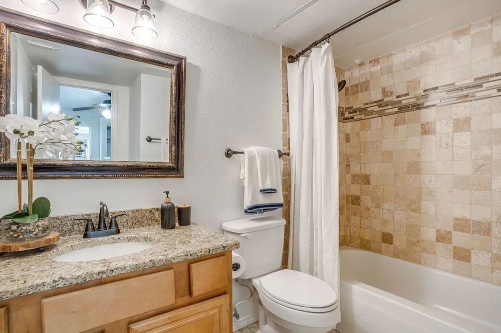5714 Cedar Creek Drive Benbrook, TX 76109