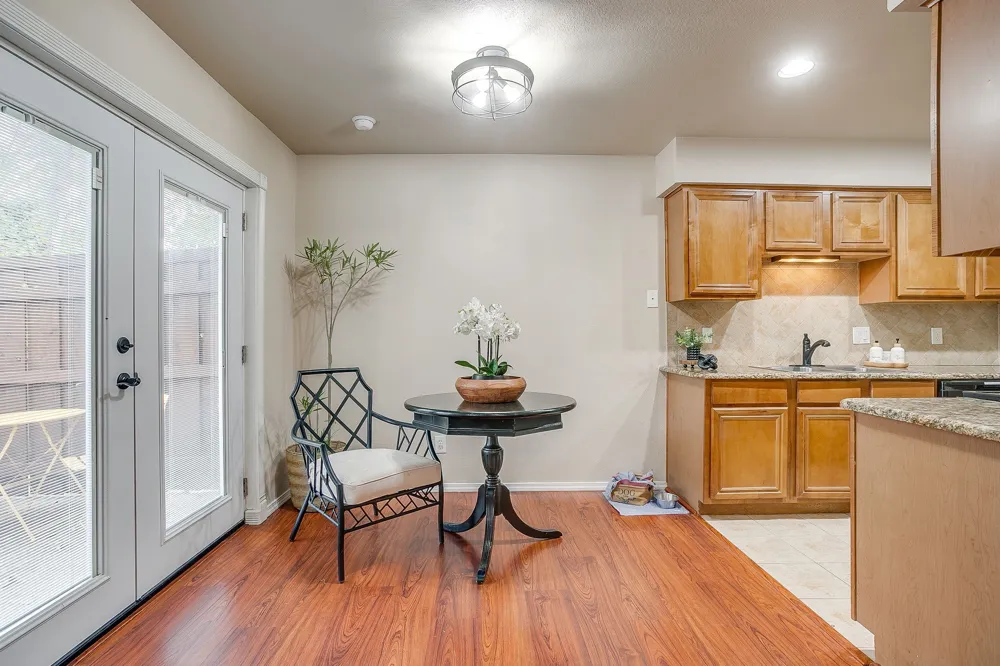 5714 Cedar Creek Drive Benbrook, TX 76109