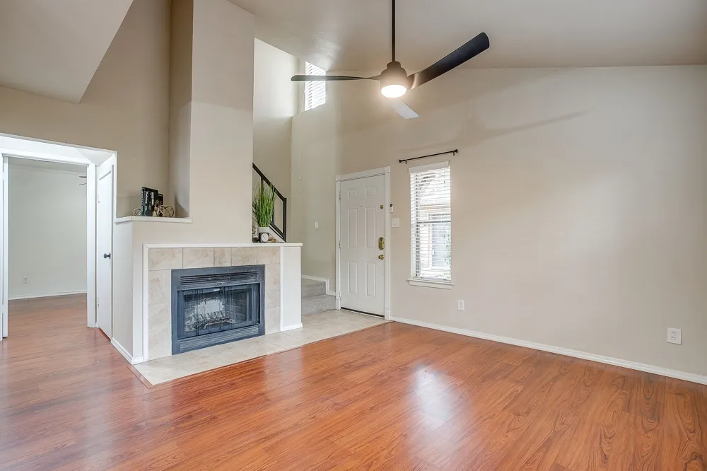 5714 Cedar Creek Drive Benbrook, TX 76109