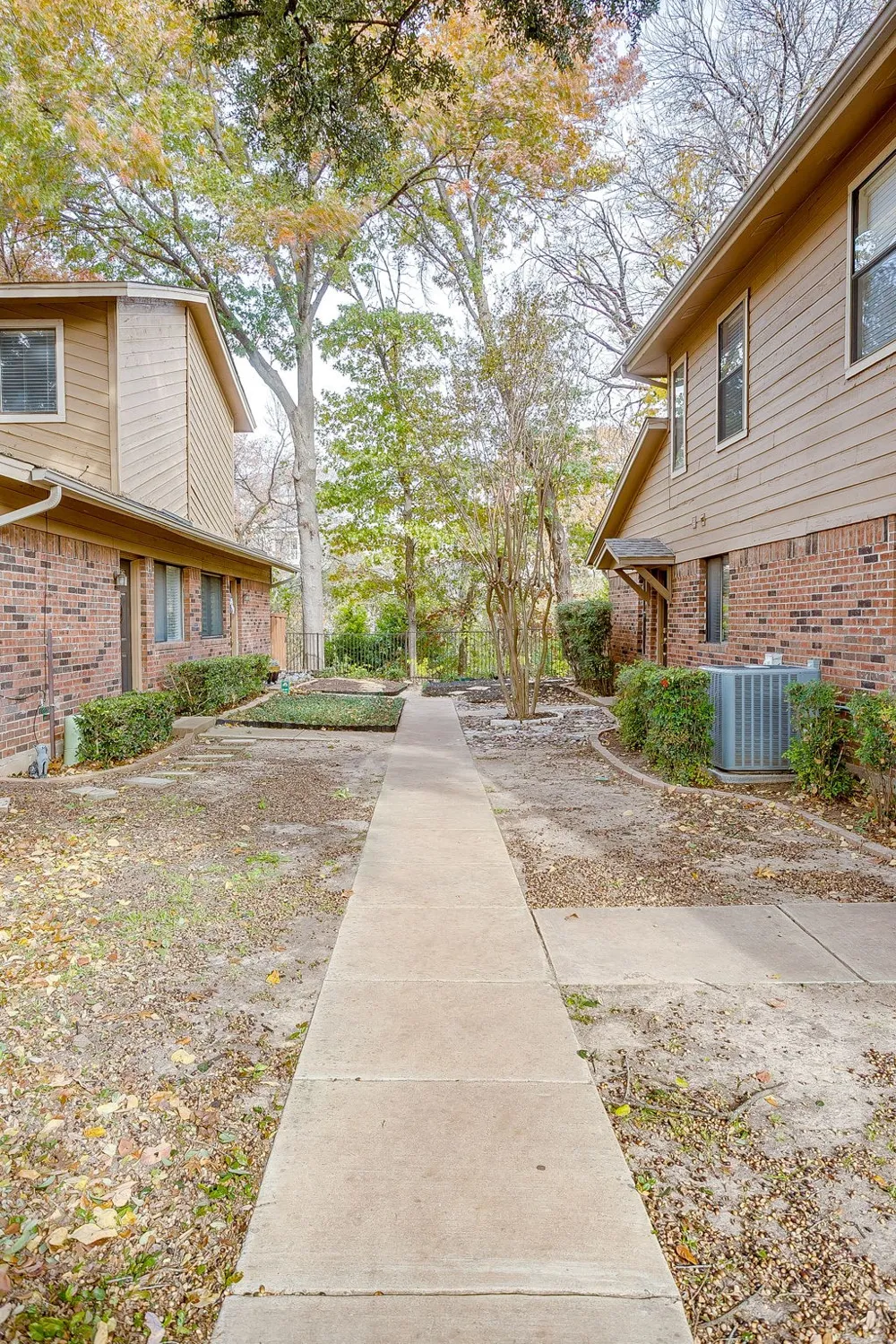 5714 Cedar Creek Drive Benbrook, TX 76109