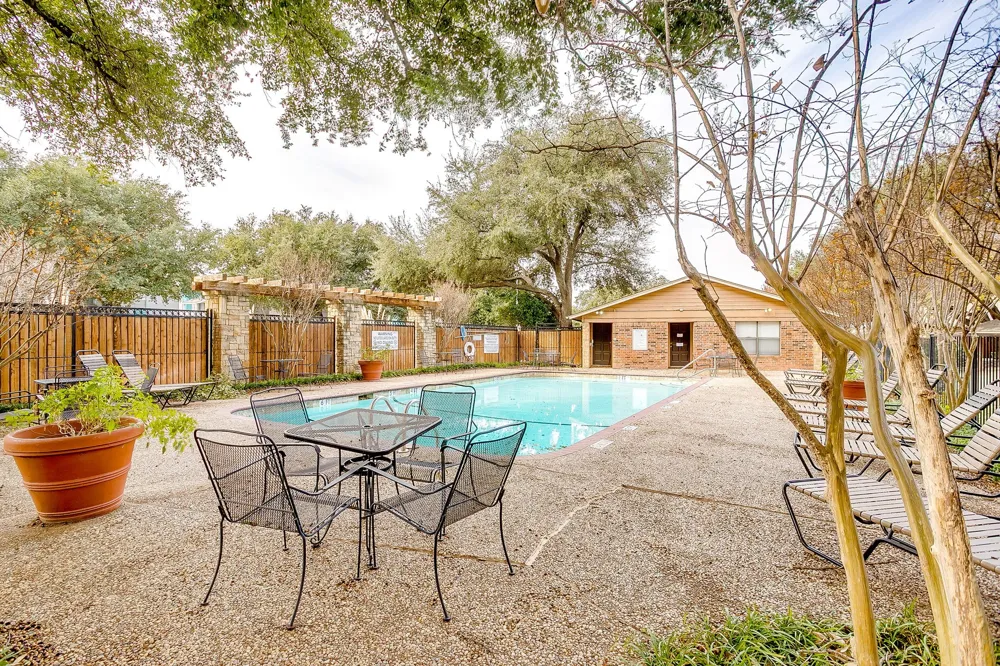 5714 Cedar Creek Drive Benbrook, TX 76109